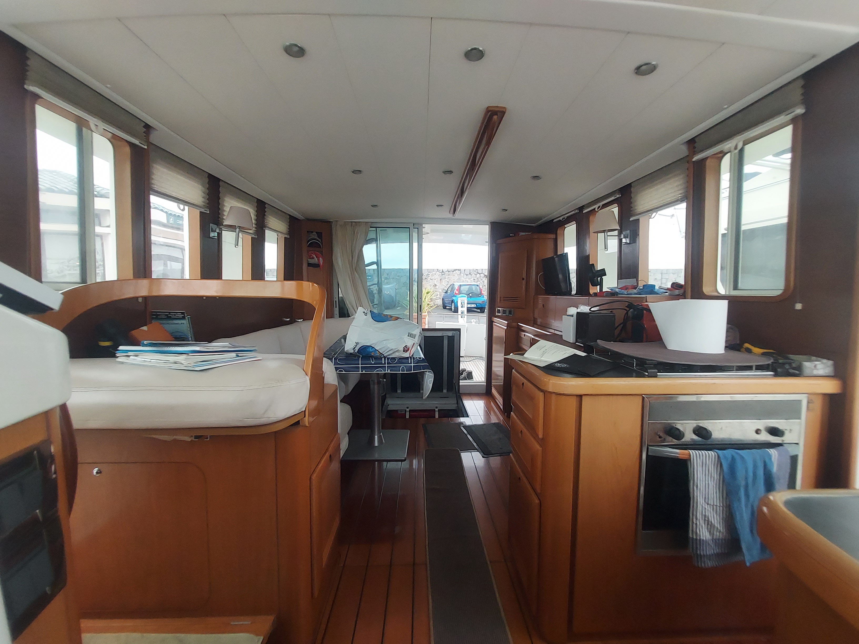 slider 2 Beneteau Swift Trawler 42